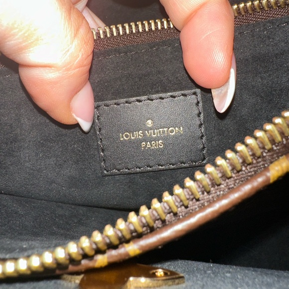 Louis Vuitton flower tote MNG noir - Picture 8 of 17